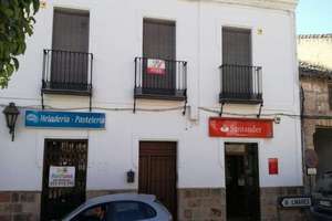 Duplex verkoop in Plaza de la Constitución., Baños de la Encina, Jaén. 